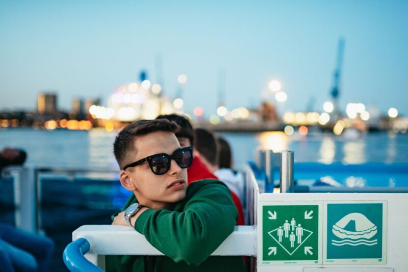 Hamburg: 1.5-Hour Grand Harbor Evening Lights Cruise - Highlights of the Cruise