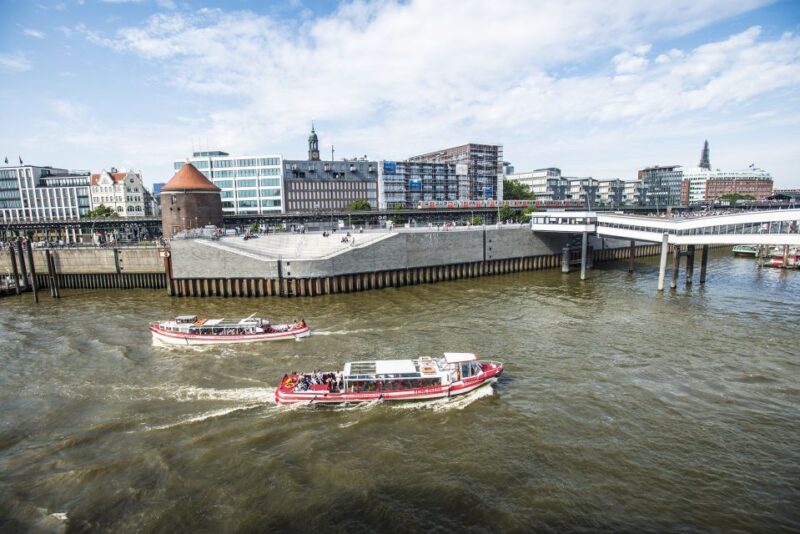 Hamburg: 2-Hour Harbor Cruise - Included Services
