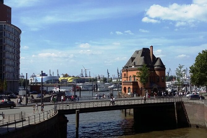 Hamburg: All About the Elbphilharmonie - a City Tour for the Whole Family - Family-Friendly Guided Experience