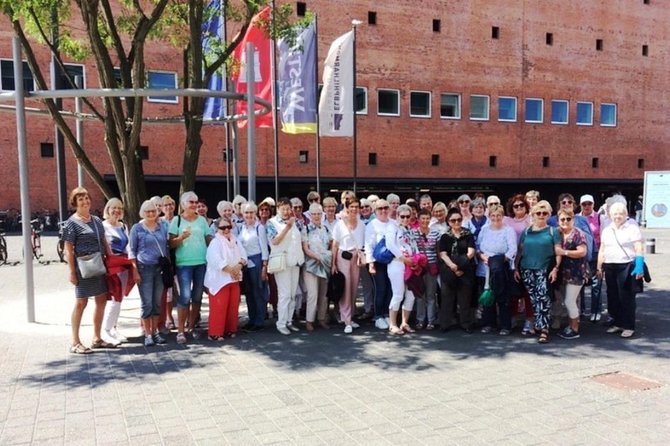 Hamburg: All About the Elbphilharmonie - a City Tour for the Whole Family - Meeting and End Point