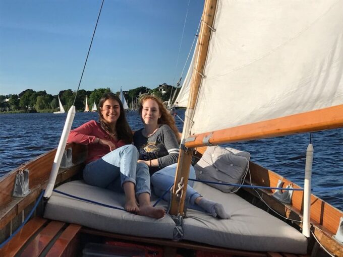 Hamburg: Alster River Cruise on a 2-Masted Sailboat - Frequently Asked Questions
