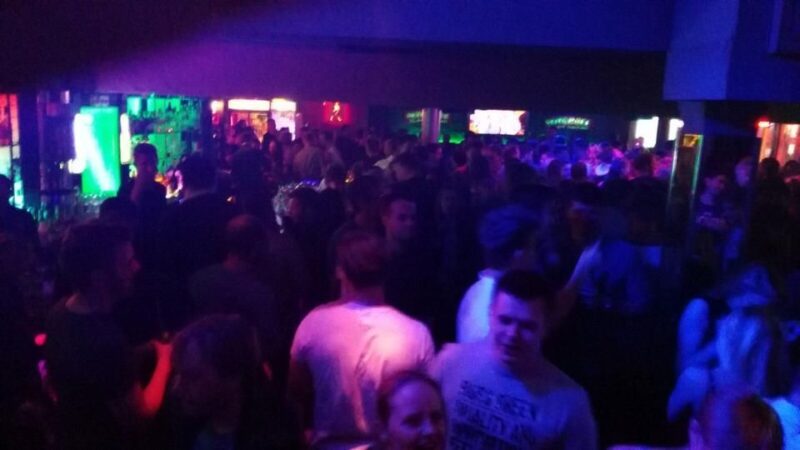 Hamburg: Bachelor(Ette) Premium Party With Pub Crawl - Pricing and Booking