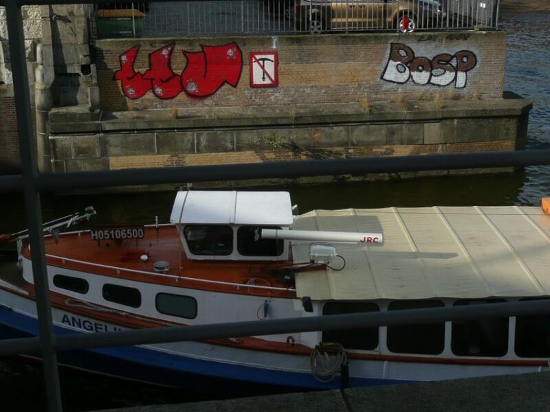 Hamburg: Bike Tour of the Speicherstadt & Old Harbor - Highlights of the Tour