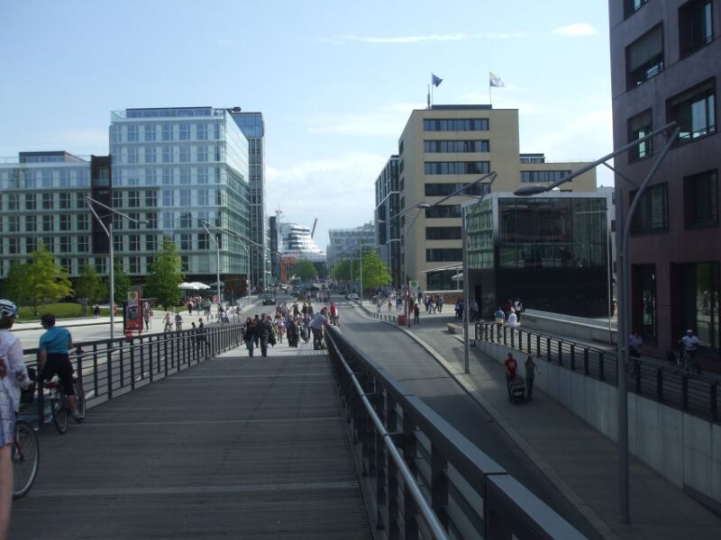 Hamburg: City Tour by Bike With Elbphilharmonie - Activity Highlights