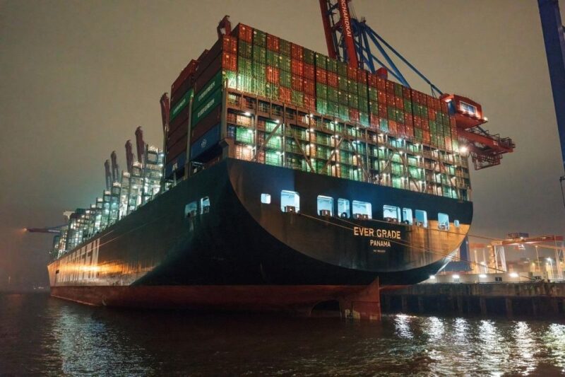 Hamburg Combi: 1.5h Evening Cruise & 2h Reeperbahn Tour - Meeting Points for the Activities