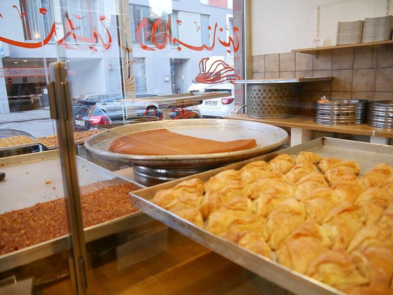 Hamburg: Culinary Insider Tour of St. Georg - Additional Information