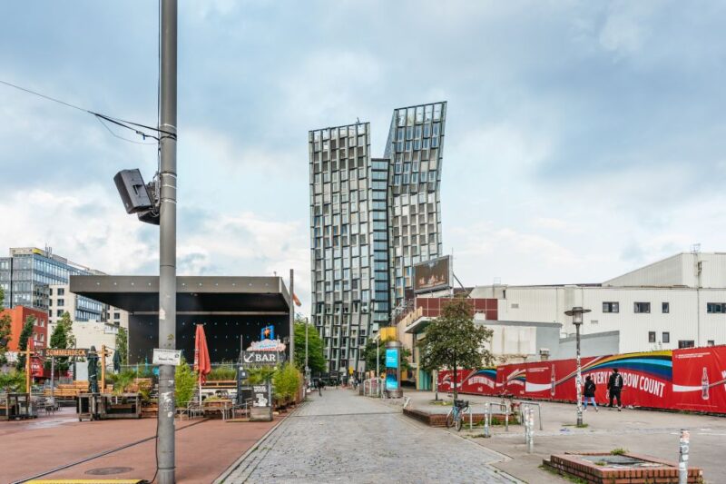 Hamburg: Desire, Prostitutes & The Great Freedom Tour - Key Points