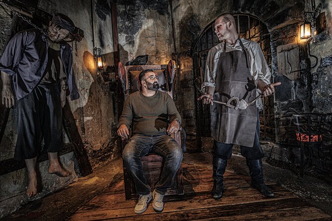 Hamburg Dungeon Admission Ticket - Souvenir Photos Available