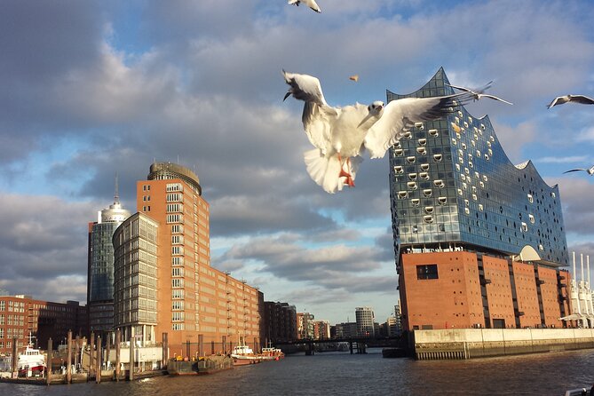 Hamburg Experienced Differently With Wish Rental Bike Relaxed Enjoy - About Your Stay
