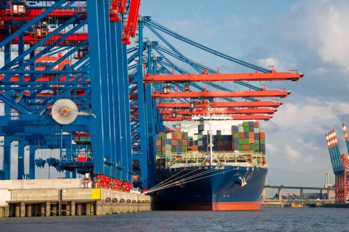 Hamburg: Guided Grand Harbor Boat Tour - Booking and Cancellation Flexibility