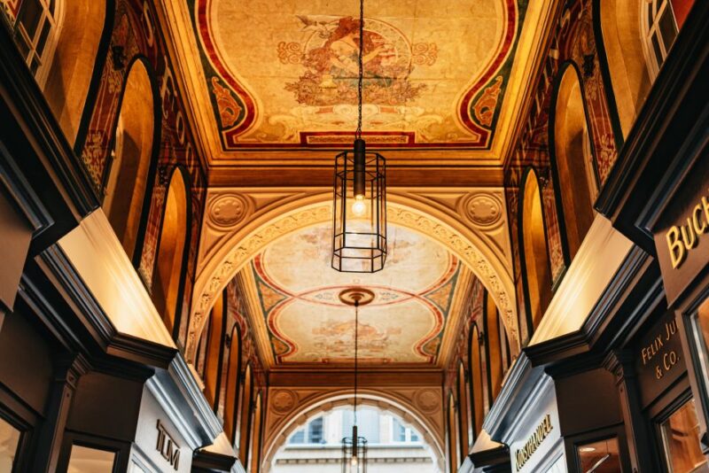 Hamburg: Guided Walking Tour for Magic Fans - Tour Inclusions