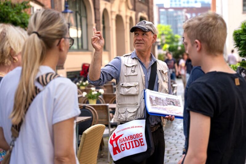 Hamburg: Guided Walking Tour in Danish - Meeting Point and Preparation