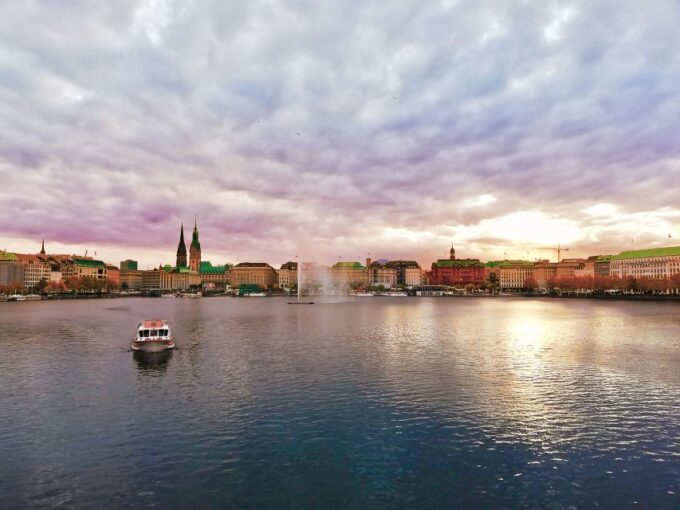 Hamburg: Guided Walking Tour in Danish - Accessibility Considerations