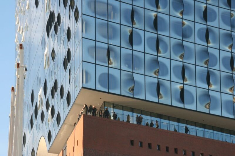 Hamburg: Guided Walking Tour - Itinerary Highlights