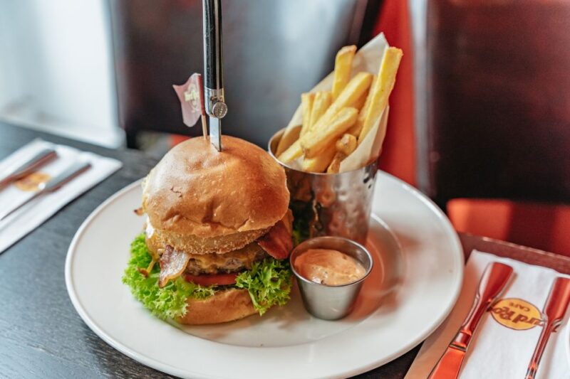 Hamburg: Hard Rock Cafe Skip-the-Line Meal - Reservations and Payment