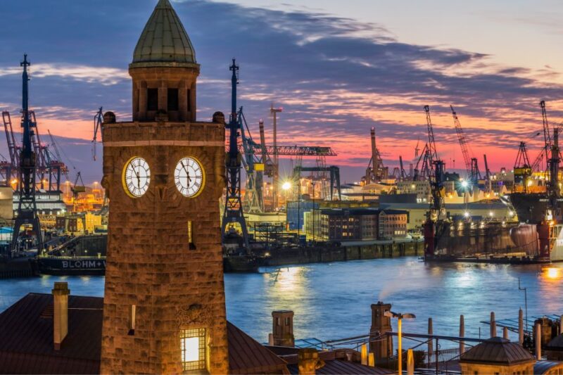Hamburg: Highlights Self-Guided Scavenger Hunt and City Tour - Solving Riddles and Puzzles