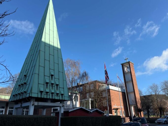 Hamburg: Historical Highlights Self-Guided Audio Tour - Booking Information