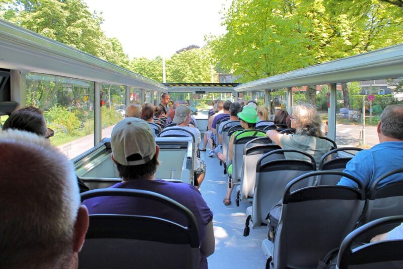 Hamburg: Hop-On Hop-Off Bus Tour Family Ticket - Audio Commentary