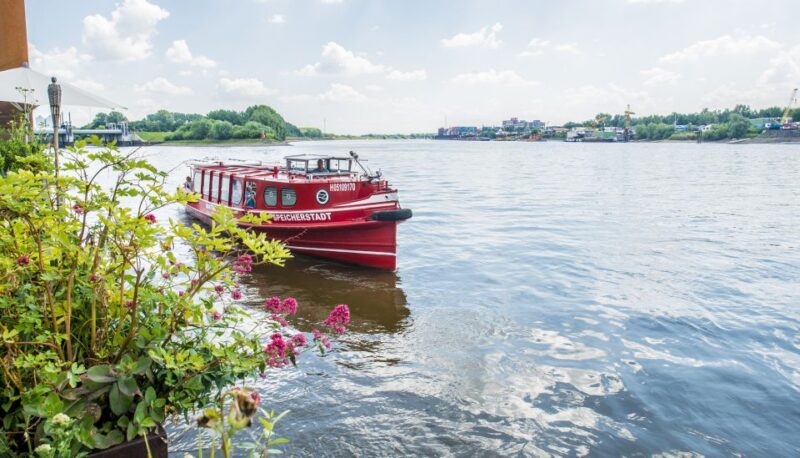 Hamburg: Hop-On Hop-Off Harbor Cruise With Commentary - Itinerary and Stops