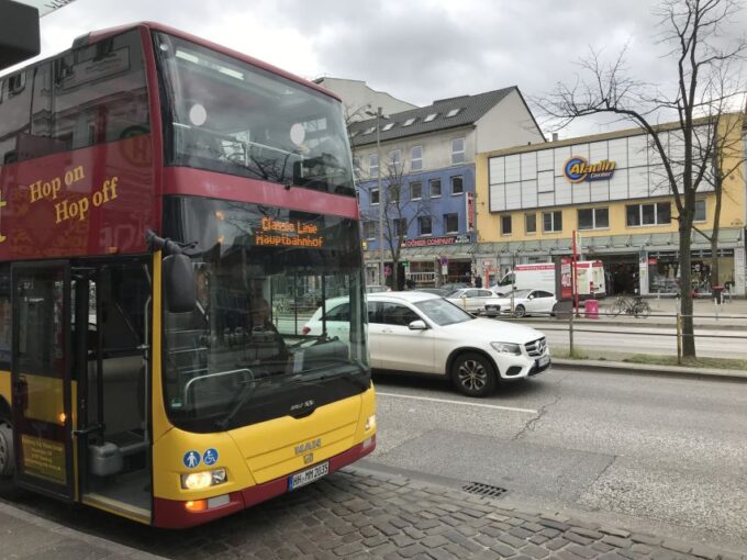 Hamburg: Hop-On/ Hop-Off Sightseeing Tour Classic Line - Tour Itinerary and Route