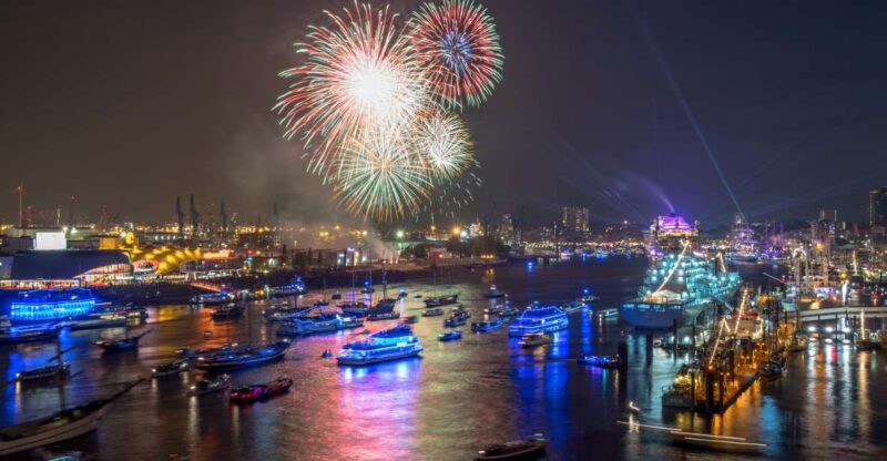 Hamburg: New Years Eve Harbor Barge Cruise - Highlights of the New Years Eve Experience