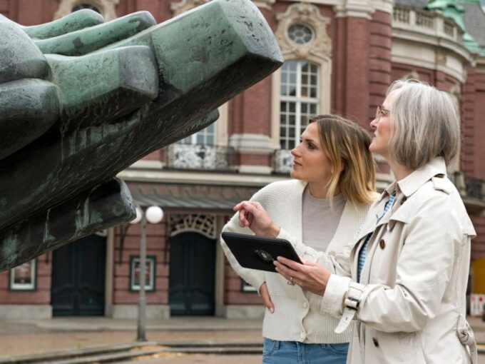Hamburg: Old Town Outdoor Escape Game - Directions to the Meeting Point