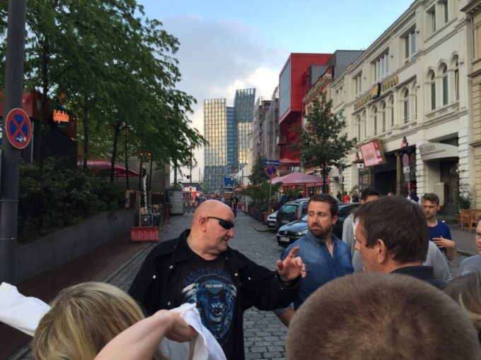 Hamburg: Original Neighborhood Tour in English With Eddy Kante - Udo Lindenbergs Stardom