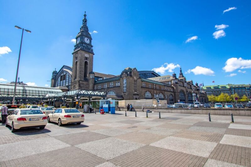 Hamburg: Private Architecture Tour With a Local Expert - Experience Highlights