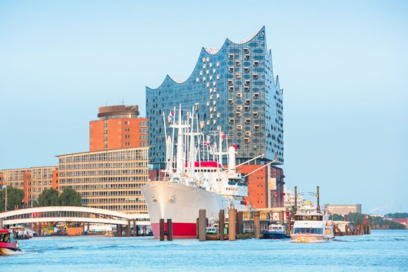Hamburg: Private Driving Tour With Local Guide - Important Information