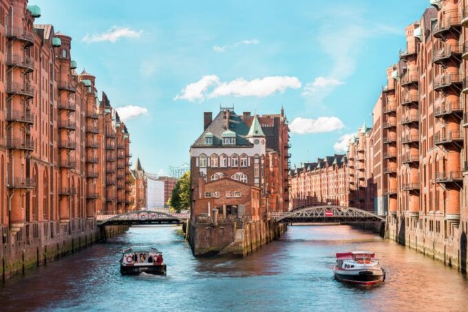 Hamburg: Private Driving Tour With Local Guide - Colorful Neighborhoods
