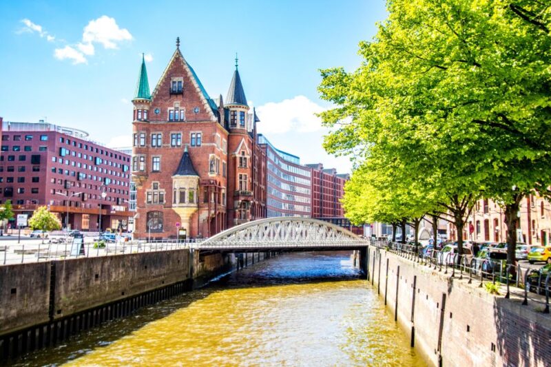 Hamburg: Private Exclusive History Tour With a Local Expert - What to Bring
