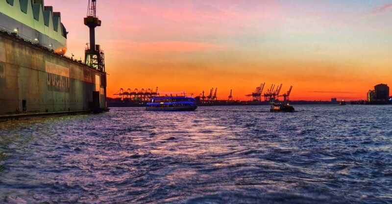 Hamburg: Private Harbor Tour by Boat - Booking and Cancellation