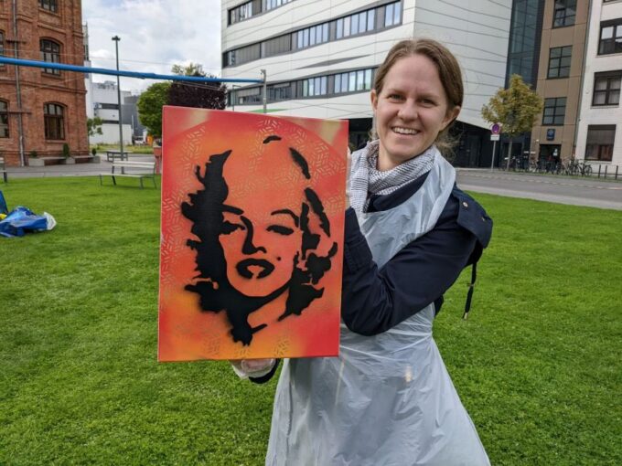 Hamburg: Private Street Art Tour and Graffiti Workshop - Unique Materials and Techniques