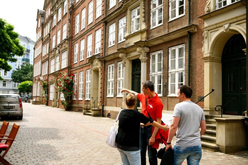 Hamburg: Private Tour Port, St. Michaelis Church & City Hall - Key Stops