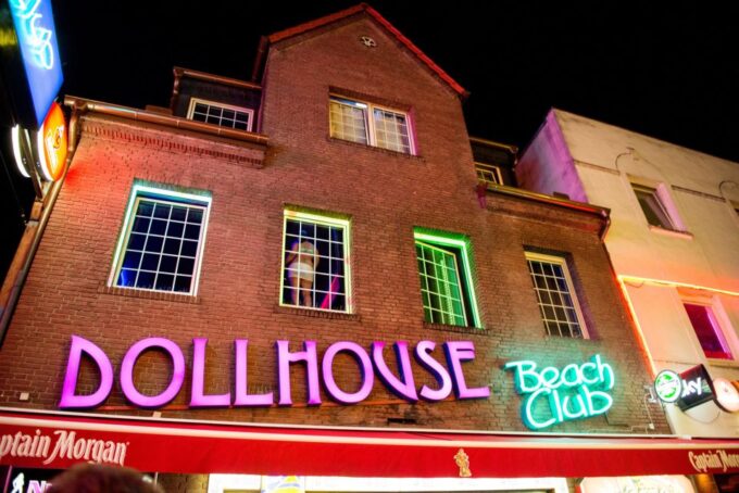 Hamburg: Private Tour Red Light District Walking Tour - Private Group Options
