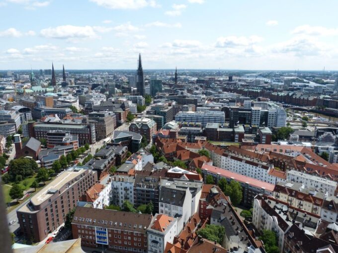 Hamburg Private Tour With a Local Guide - Languages Offered
