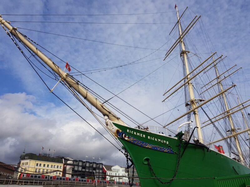 Hamburg Private Walking Customized Tour - Expert Local Guides