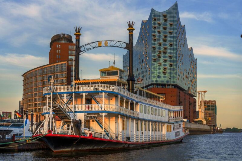 Hamburg: Quatsch Comedy Club Live Show Ticket - Inclusions and Exclusions