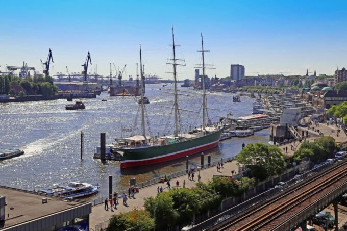Hamburg: RICKMER RICKMERS Museum Entry Ticket - Recommended Visit Duration