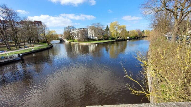 Hamburg: Running Tour With Insider Tip Guarantee - Experience Highlights