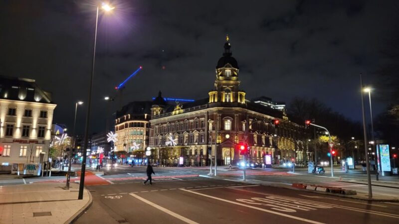 Hamburg: Running Tour With Insider Tip Guarantee - Booking and Payment