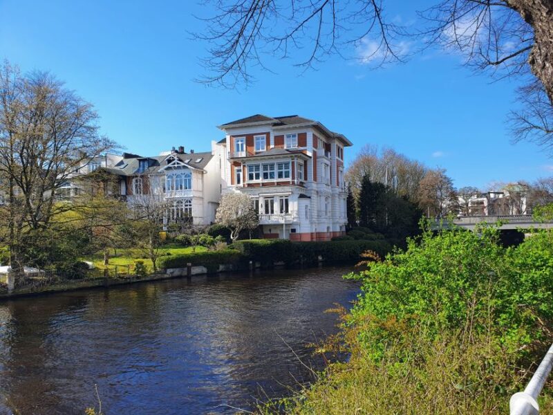 Hamburg: Running Tour With Insider Tip Guarantee - Cancellation Policy