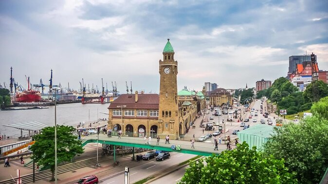 Hamburg: Safari Tour in St Pauli - About Your Stay