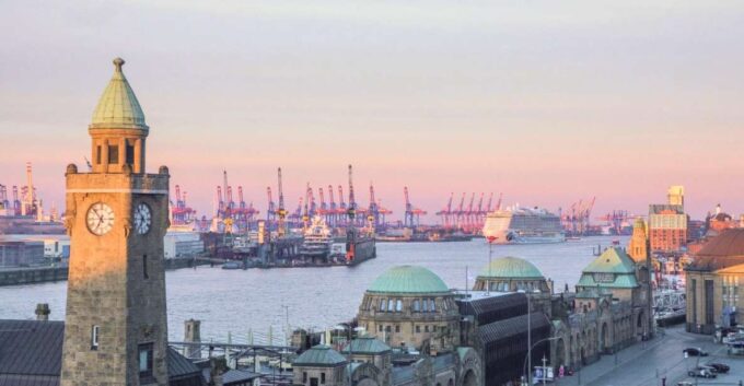 Hamburg: Self-Guided City Tour With U3 Public Train - Frequently Asked Questions