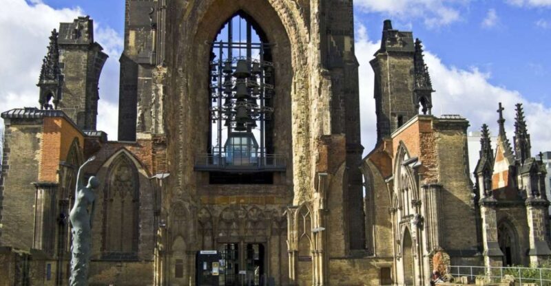 Hamburg: Self-Guided Historical Walking Tour - Key Points