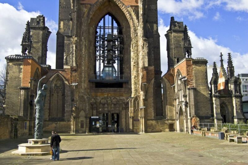Hamburg: Self-Guided Historical Walking Tour - Highlights and Experiences
