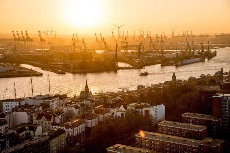 Hamburg: Speicherstadt and HafenCity 2-Hour Tour - Highlights of the Tour