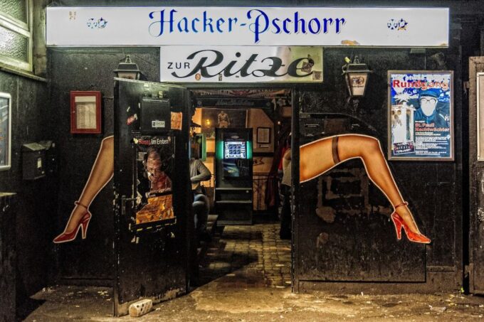 Hamburg: St. Pauli Highlights Guided Tour With Beer for 18+ - Additional Information