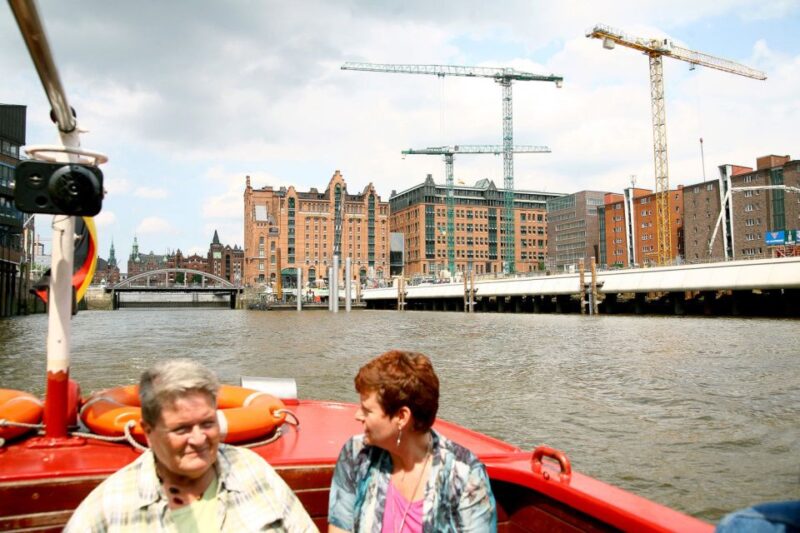 Hamburg: Traditional Harbor Tour With Commentary - Important Information