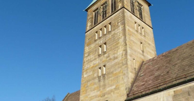 Hamelin: Private Guided Walking Tour - Key Points